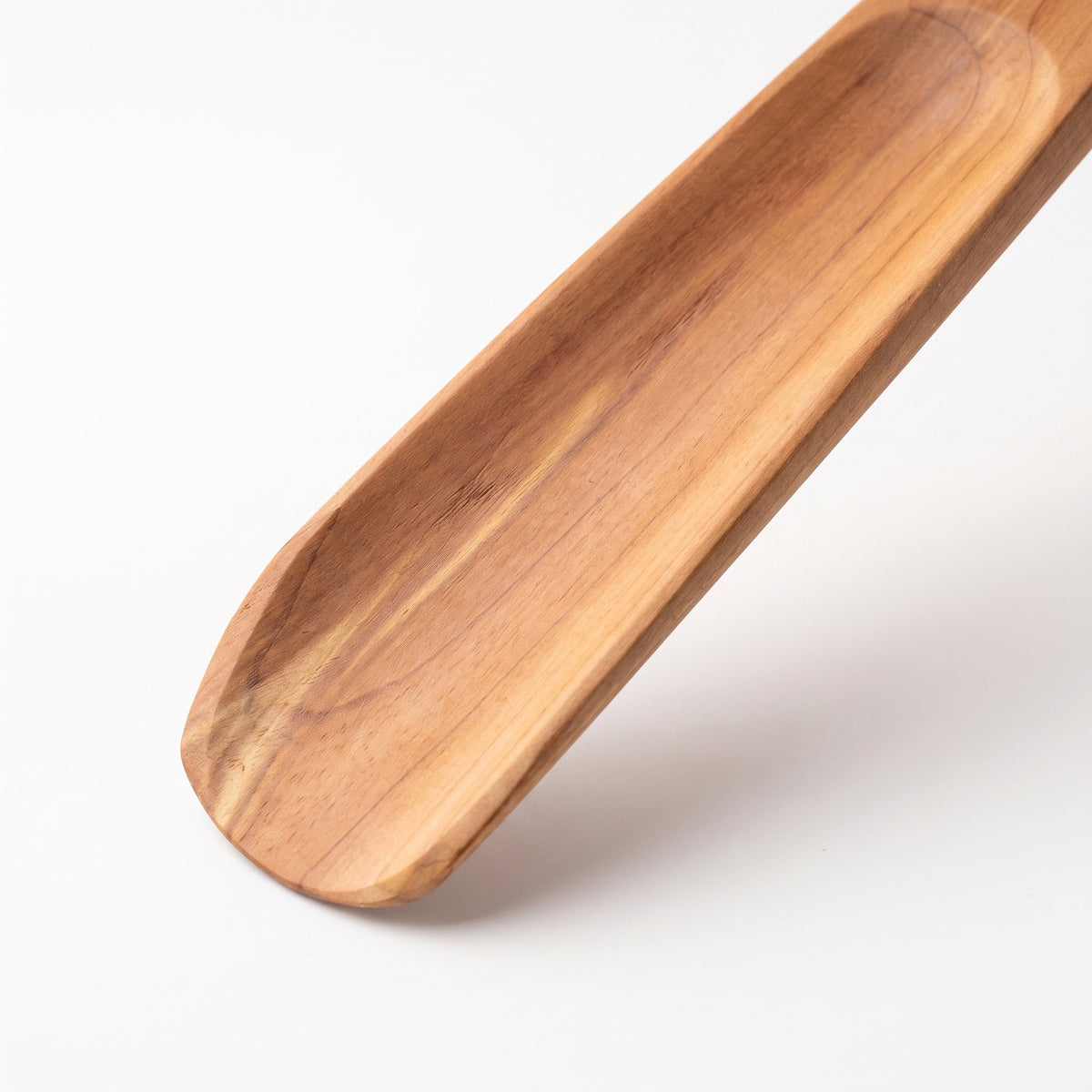 Cedarwood Shoe Horn – Premium Long Handle 60cm